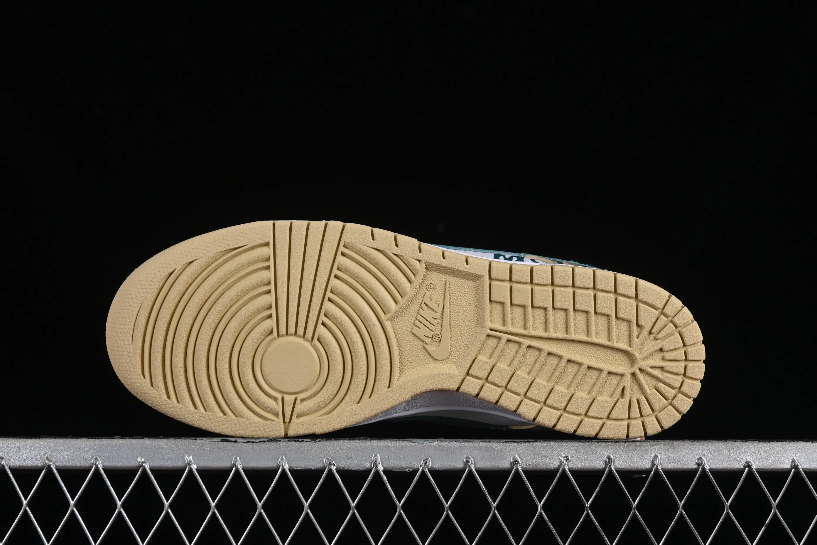 All categories Nk SB Dunk series Nk SB Dunk Low low-top sneakers Nk Dunk Low Drunkard Lemon Mojito SB strap low-top casual sneakers DV0833-100